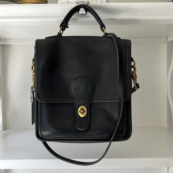 Vintage Coach 80’s Black Station Bag